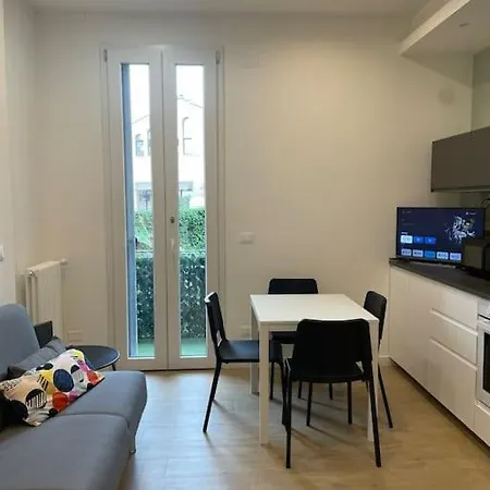Casa Meris Fox - Bolognina شقة بولونيا